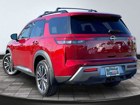 New 2026 Nissan Pathfinder Platinum AWD/4WD image 4
