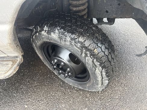 Used 2017 Ford E-450 and Econoline 450 Super Duty image 18