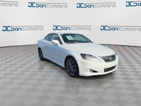 Used 2013 Lexus IS 250C w/ Luxury Pkg image 3