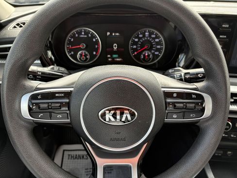 Used 2021 Kia K5 LXS FWD image 10