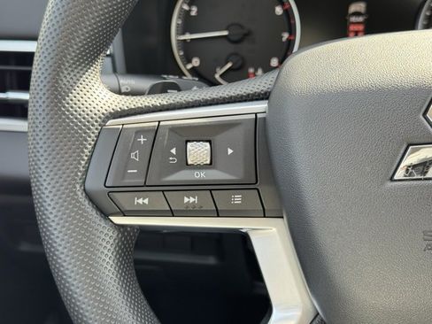 New 2026 Mitsubishi Outlander ES image 19