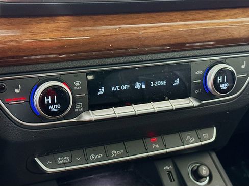 Certified 2023 Audi Q5 2.0T Premium Plus w/ Premium Plus Package image 21