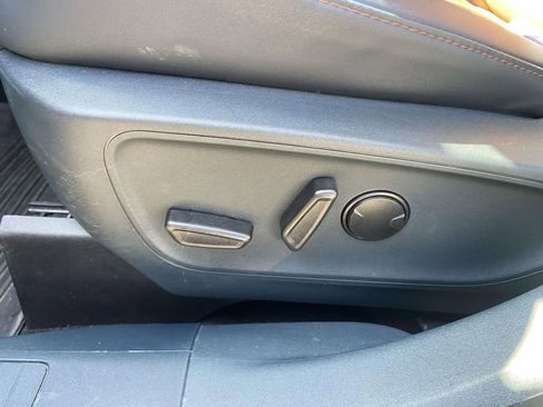 Used 2024 Ford Maverick Lariat image 15