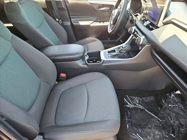 Used 2024 Toyota RAV4 XLE FWD image 26