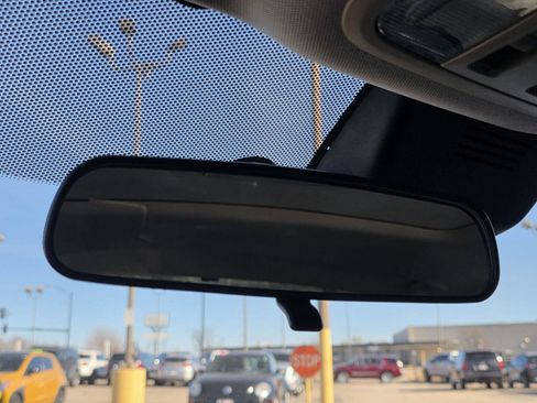 Used 2018 Honda Accord EX image 24