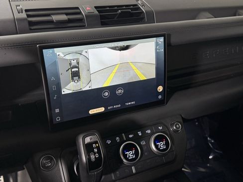 Used 2024 Land Rover Defender 110 Carpathian Edition image 25