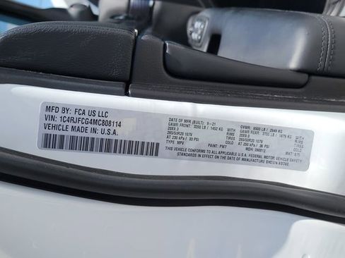 Used 2021 Jeep Grand Cherokee High Altitude AWD/4WD image 17