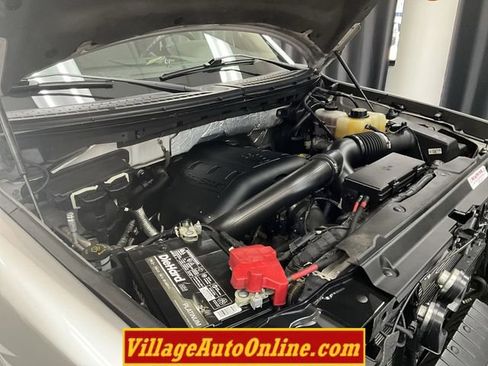 Used 2012 Ford F150 XLT w/ XLT Chrome Pkg image 37