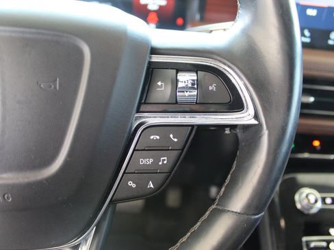 Used 2023 Lincoln Nautilus Reserve w/ Monochromatic Package image 38