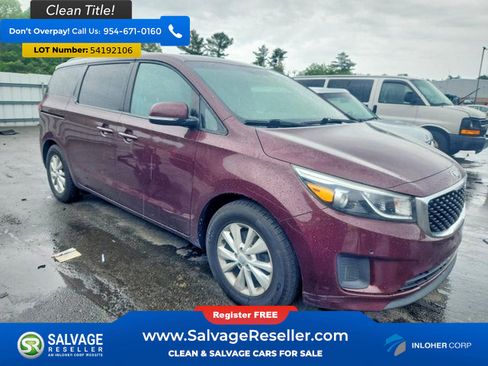 Used 2017 Kia Sedona LX w/ LX Essentials Premium Package FWD image 5