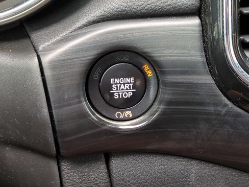 Used 2021 Jeep Grand Cherokee Laredo X RWD image 23