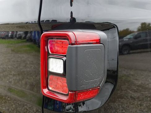 New 2026 Jeep Gladiator Rubicon image 7