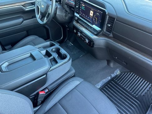 Used 2024 Chevrolet Silverado 1500 LT image 19