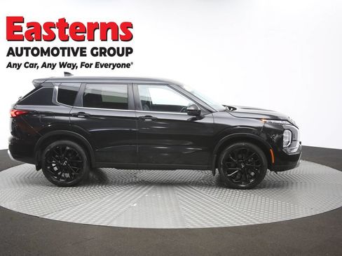 Used 2024 Mitsubishi Outlander SE AWD/4WD image 45