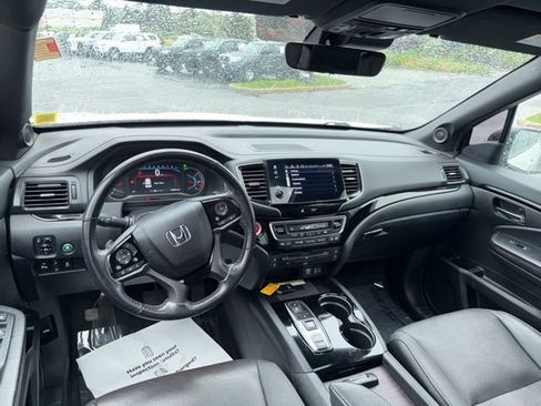 Used 2021 Honda Pilot Black Edition image 8