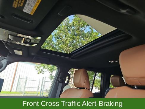 Used 2024 Lexus GX 550 w/ Accessory Package (2T) AWD/4WD image 24
