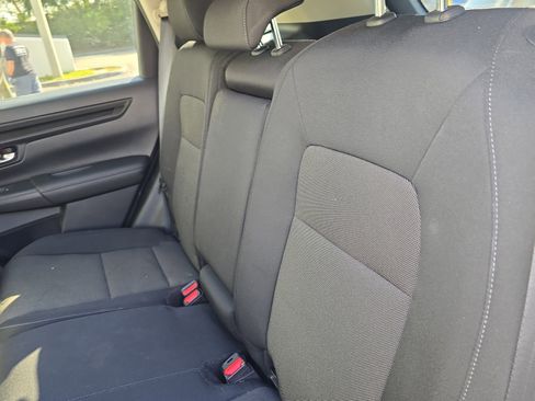 Used 2023 Honda CR-V EX image 10