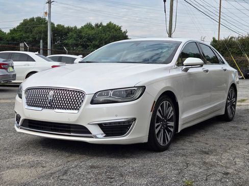Used 2017 Lincoln MKZ Reserve w/ Luxury Package FWD image 2