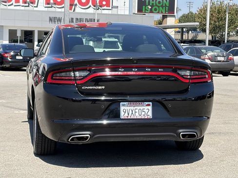 Used 2022 Dodge Charger SXT RWD image 40