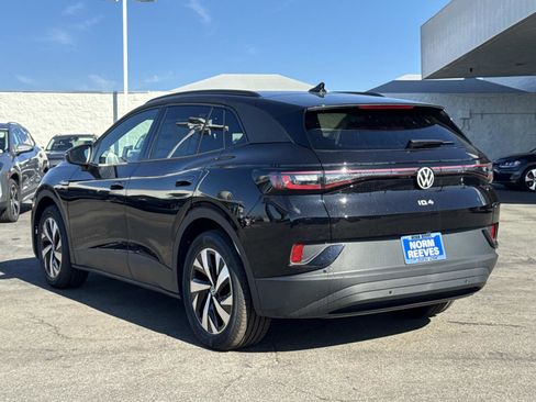 New 2025 Volkswagen ID.4 Pro image 3