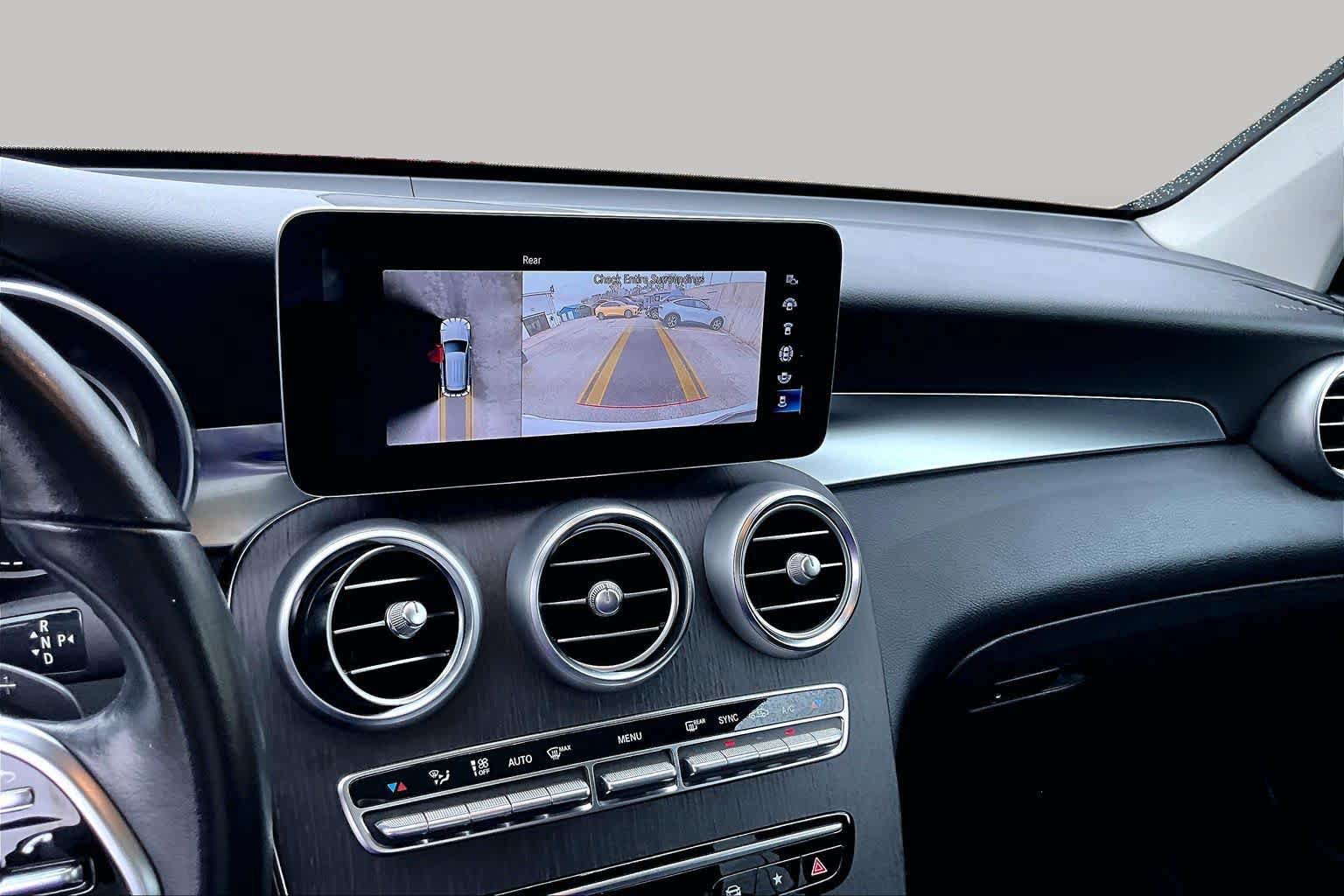 Used 2021 Mercedes-Benz GLC 300 image 29