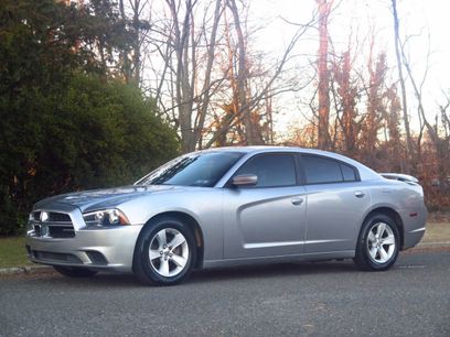 Used 2011 Dodge Charger SE
