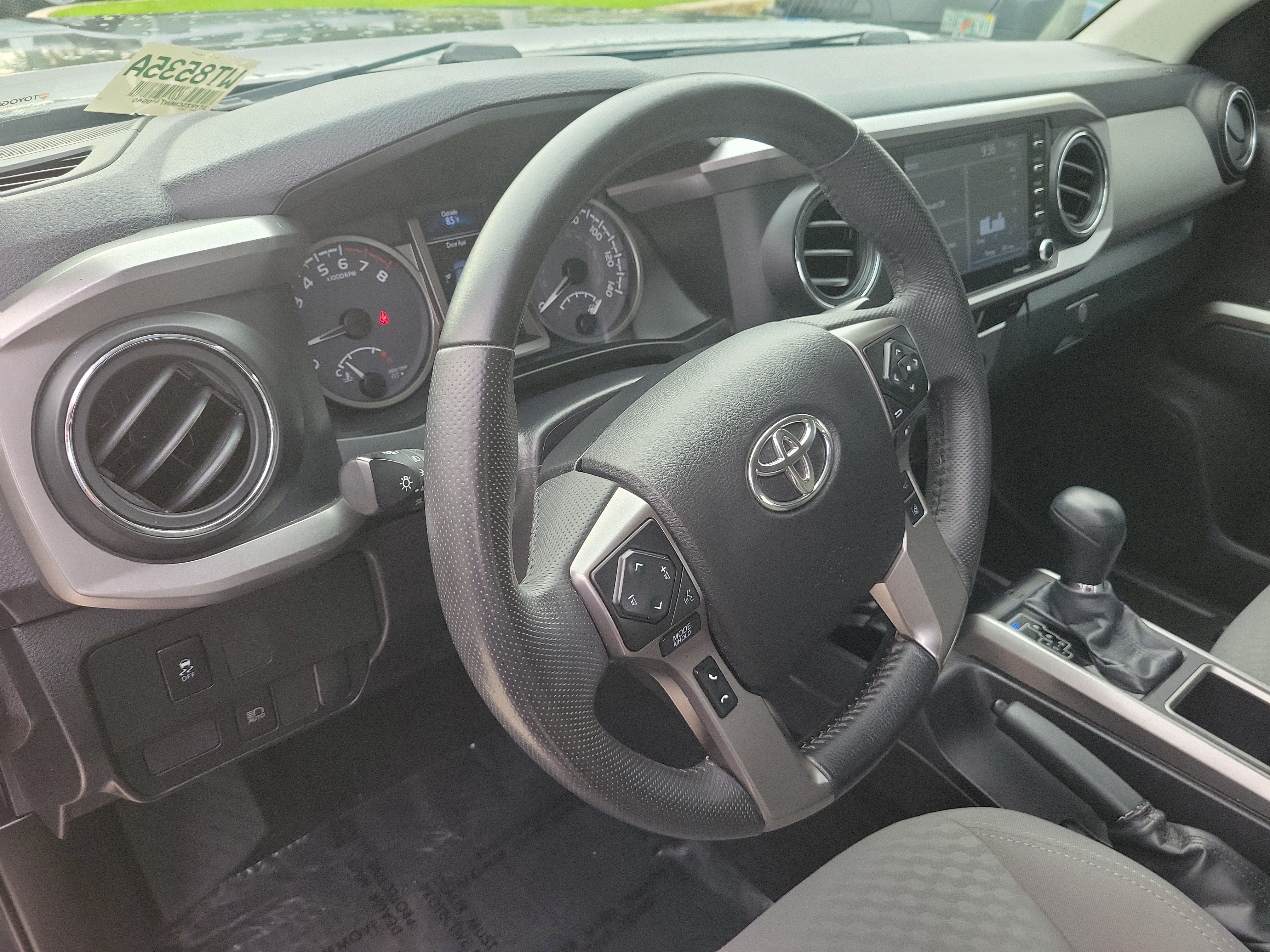 Used 2022 Toyota Tacoma SR5 RWD image 16