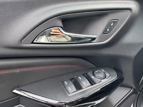 New 2026 Chevrolet Trax RS w/ Sunroof Package image 15