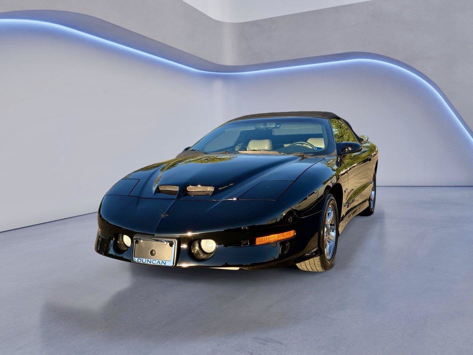 Used 1997 Pontiac Firebird Trans Am RWD image 8
