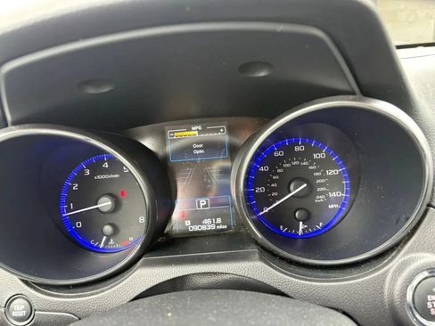 Used 2016 Subaru Legacy 2.5i Limited AWD/4WD image 14