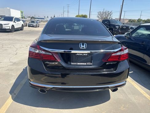 Used 2016 Honda Accord Sport image 4