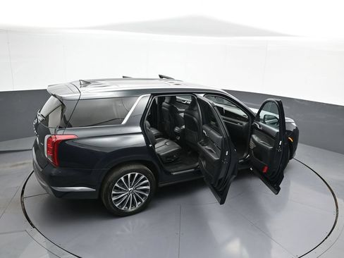 Certified 2025 Hyundai Palisade Calligraphy AWD/4WD image 47