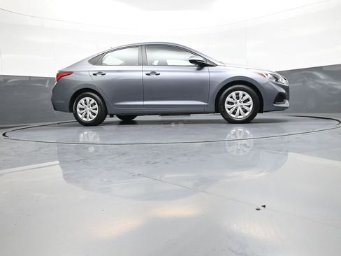 Used 2019 Hyundai Accent SE FWD image 28