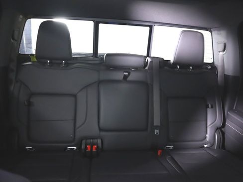 Used 2025 GMC Sierra 3500 Denali image 33