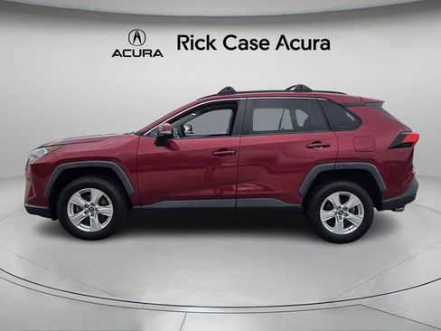 Used 2019 Toyota RAV4 XLE image 3
