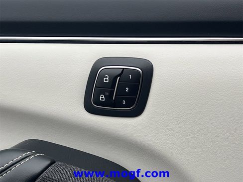 Certified 2023 Ford Mustang Mach-E Premium image 18