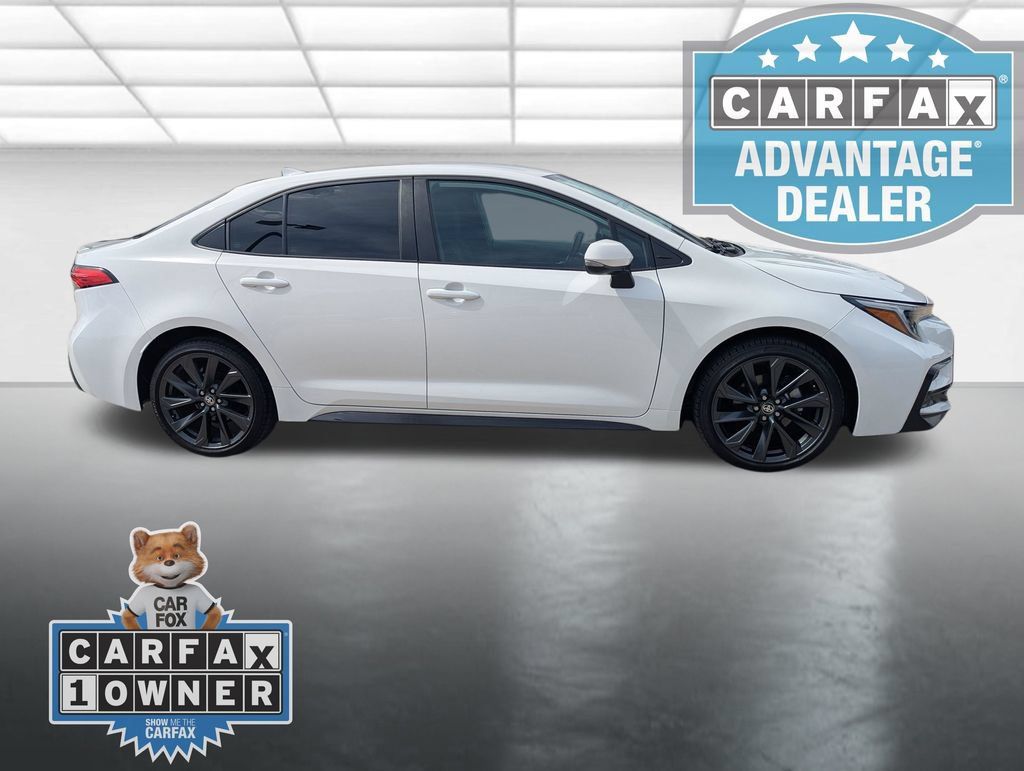 Used 2025 Toyota Corolla SE FWD image 21