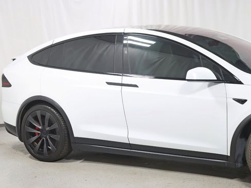 Used 2023 Tesla Model X Plaid AWD/4WD image 3