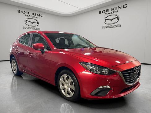 Used 2016 MAZDA MAZDA3 i Sport FWD image 7