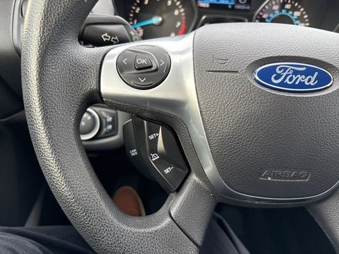 Used 2016 Ford Escape SE image 26