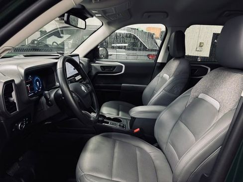 Used 2025 Ford Bronco Sport Badlands image 17