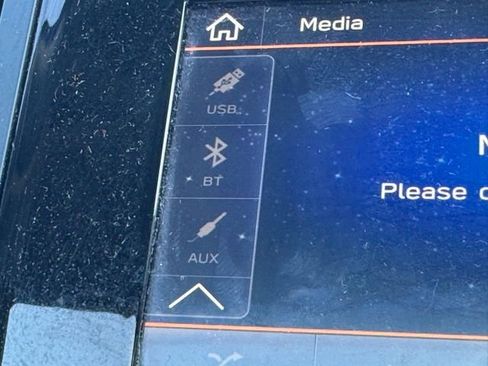 Used 2023 Subaru Forester Premium image 35