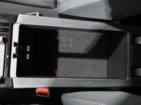 Used 2023 Toyota Prius LE image 30