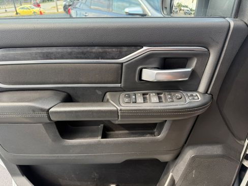 Used 2024 RAM 3500 Big Horn image 33