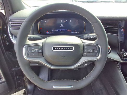 Used 2024 Jeep Wagoneer Series II w/ Convenience Group I AWD/4WD image 22