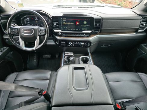 Used 2022 GMC Sierra 1500 Elevation w/ Elevation Premium Package AWD/4WD image 14