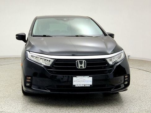 Used 2023 Honda Odyssey Touring image 2