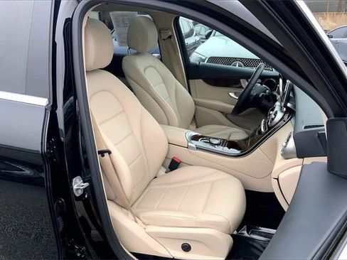 Used 2018 Mercedes-Benz GLC 300 4MATIC image 7