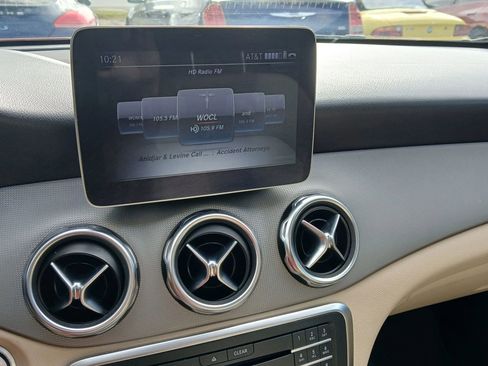 Used 2018 Mercedes-Benz GLA 250 GLA 250 Sport Utility 4D image 25