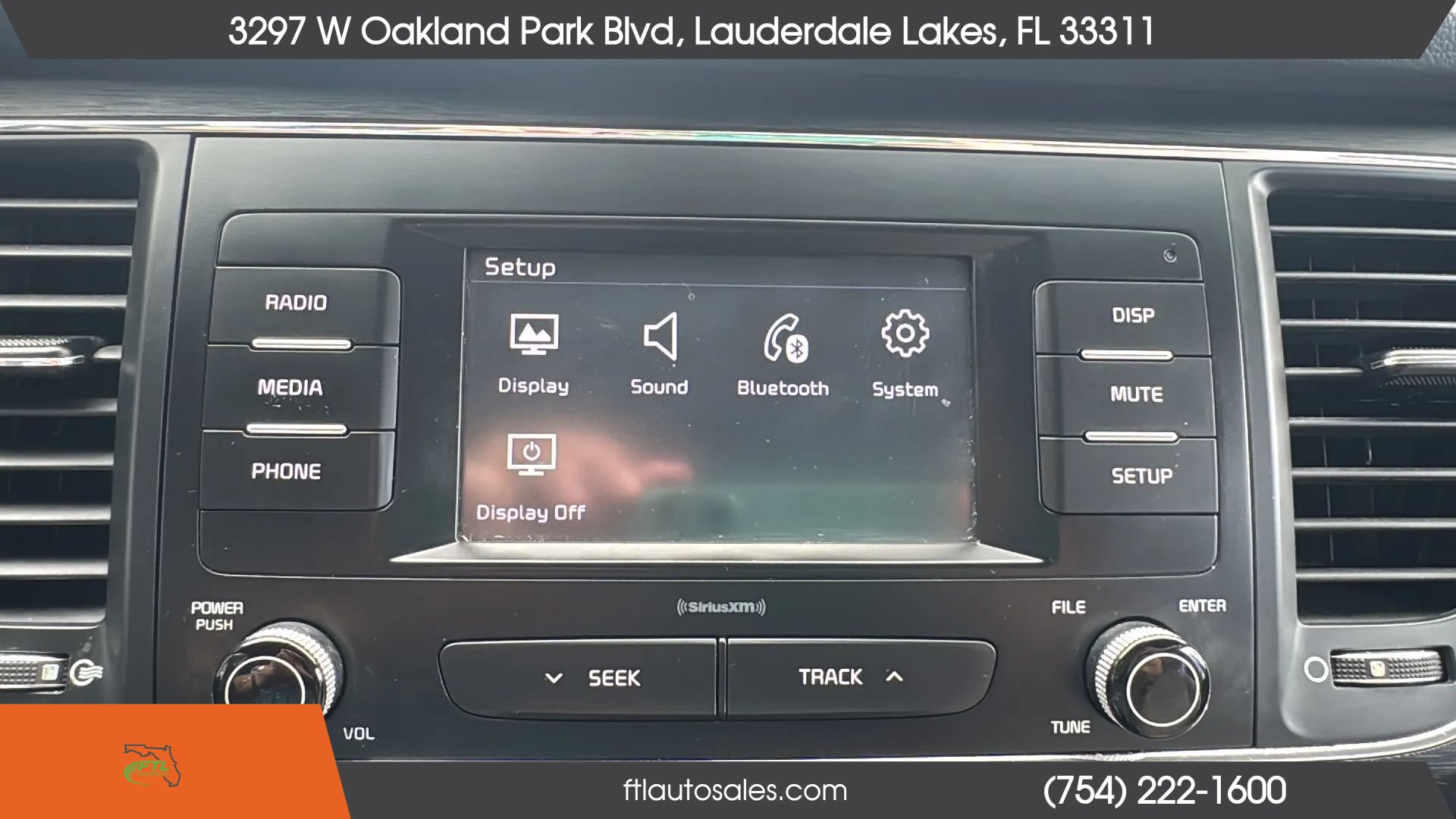 Used 2017 Kia Sedona L FWD image 43